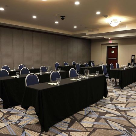 Doubletree By Hilton Omaha Southwest, Ne Hotel Bagian luar foto