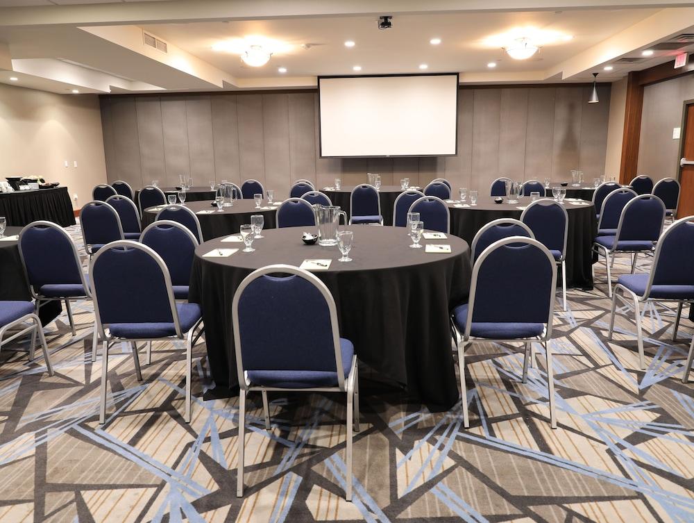 Doubletree By Hilton Omaha Southwest, Ne Hotel Bagian luar foto