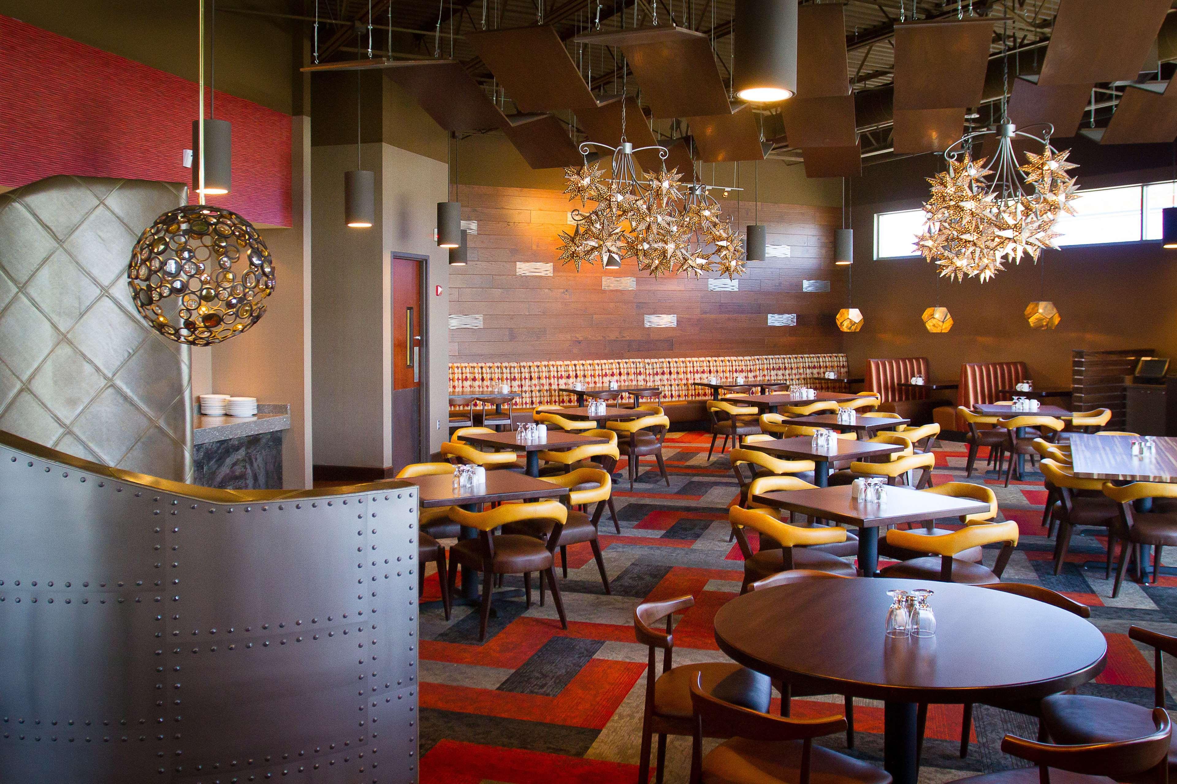 Doubletree By Hilton Omaha Southwest, Ne Hotel Bagian luar foto