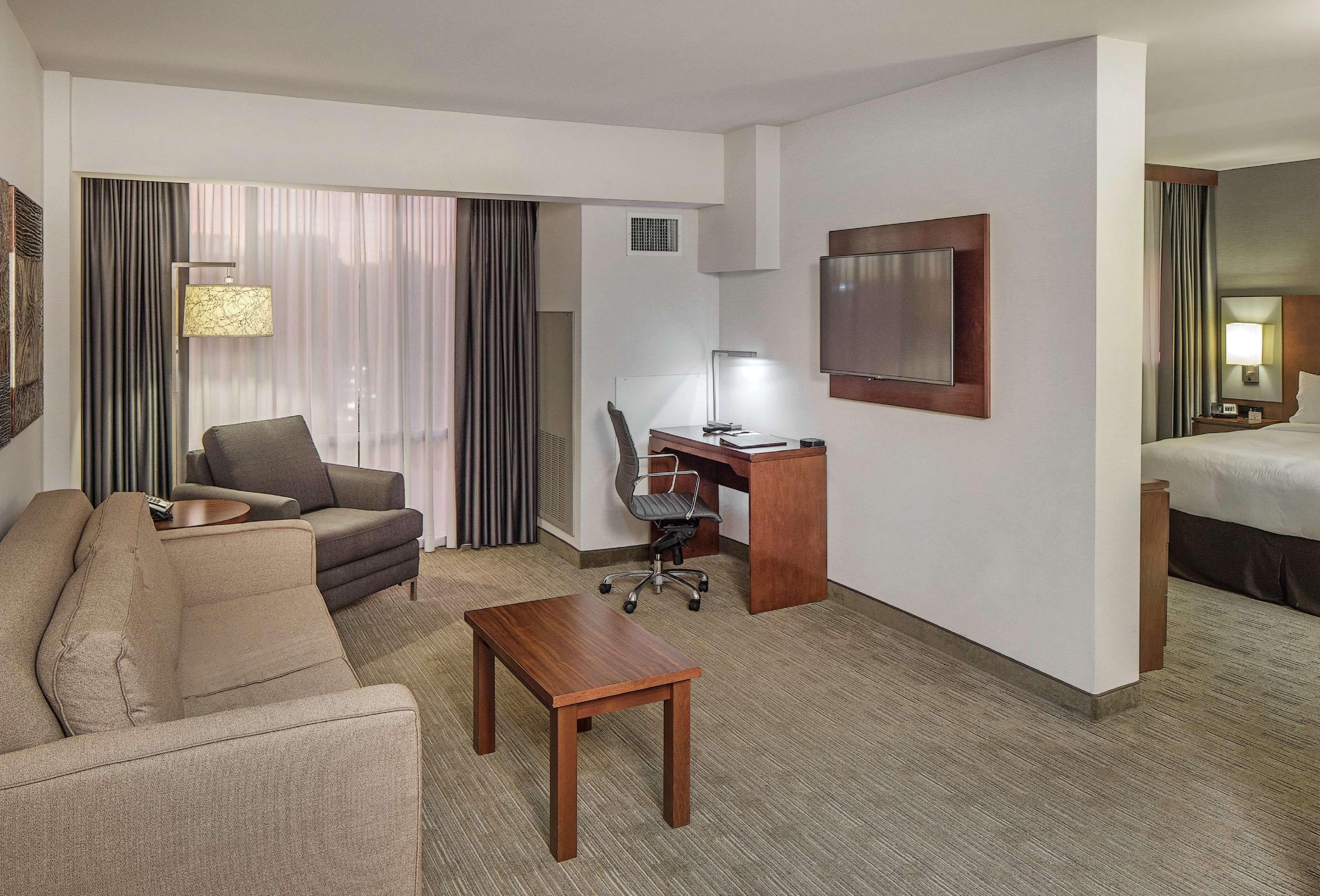 Doubletree By Hilton Omaha Southwest, Ne Hotel Bagian luar foto
