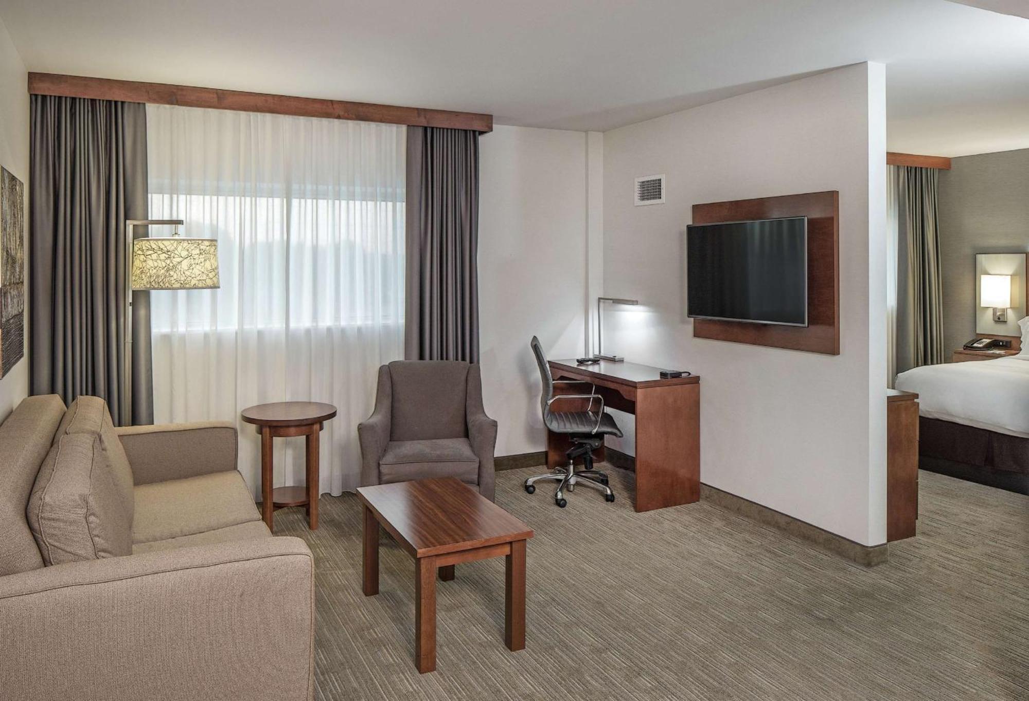Doubletree By Hilton Omaha Southwest, Ne Hotel Bagian luar foto